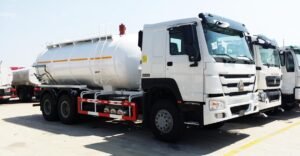 SINOTRUK Vacuum truck